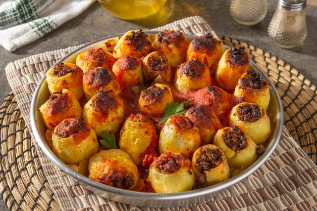 طريقة عمل صينية البطاطس باللحمة المفرومة