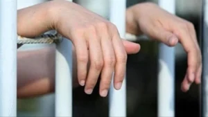 ما هي عقوبة نشر معلومات طبية كاذبة ؟