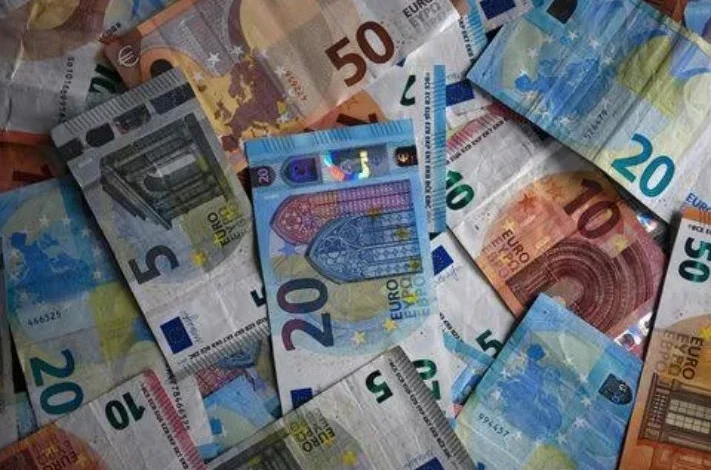 سعر اليورو اليوم