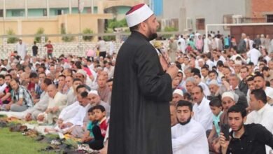 هل يجوز الانصراف قبل خطبة العيد ؟
