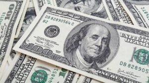 سعر صرف الدولار اليوم