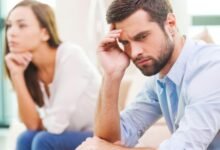علامات تدل على أن الرجل يحب امرأة أخرى