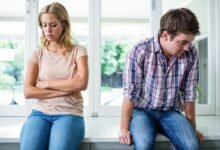 متى يكون البعد عن الحبيب أفضل من الاستمرار؟