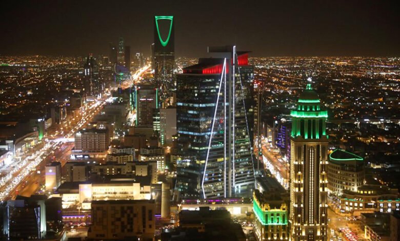 أين يذهب شباب الرياض بعد منتصف الليل؟