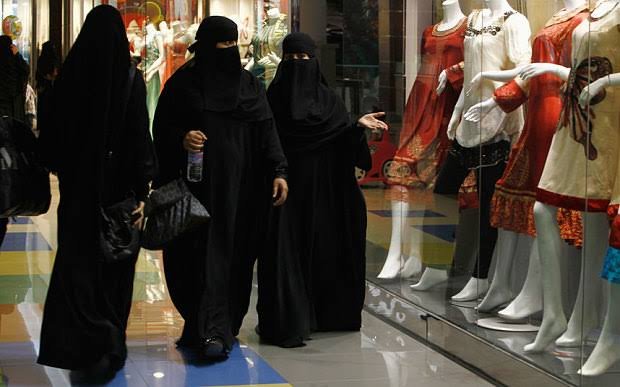 أين تتسوق المحجبات في البحرين؟