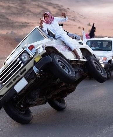 السيارة في حياة الشاب السعودي